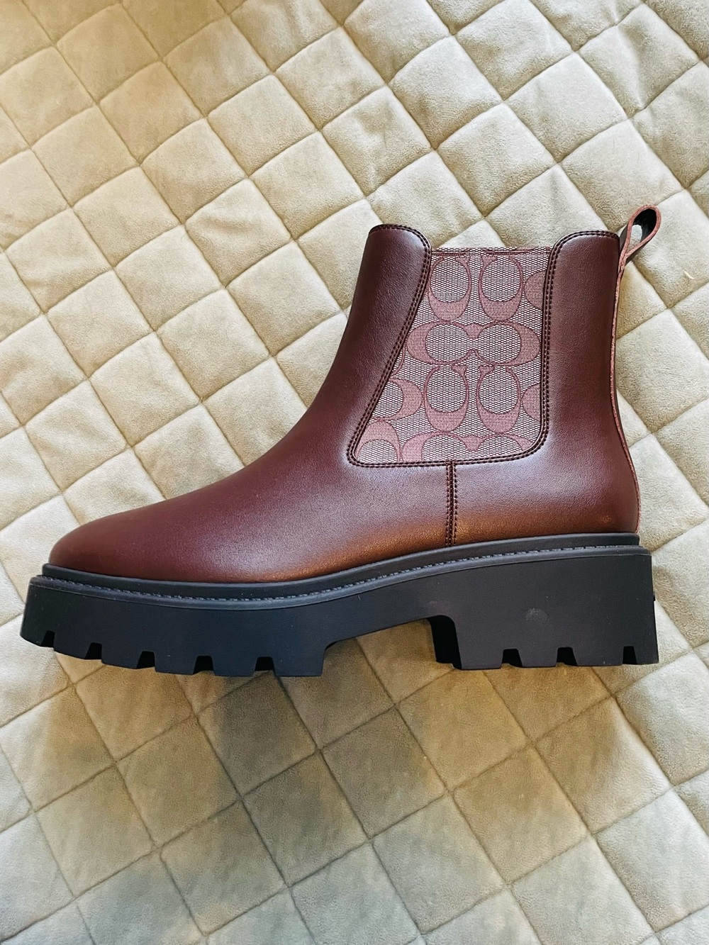 Coach Brown Leather Chelsea Lug Boot with Signature Panel NWOT